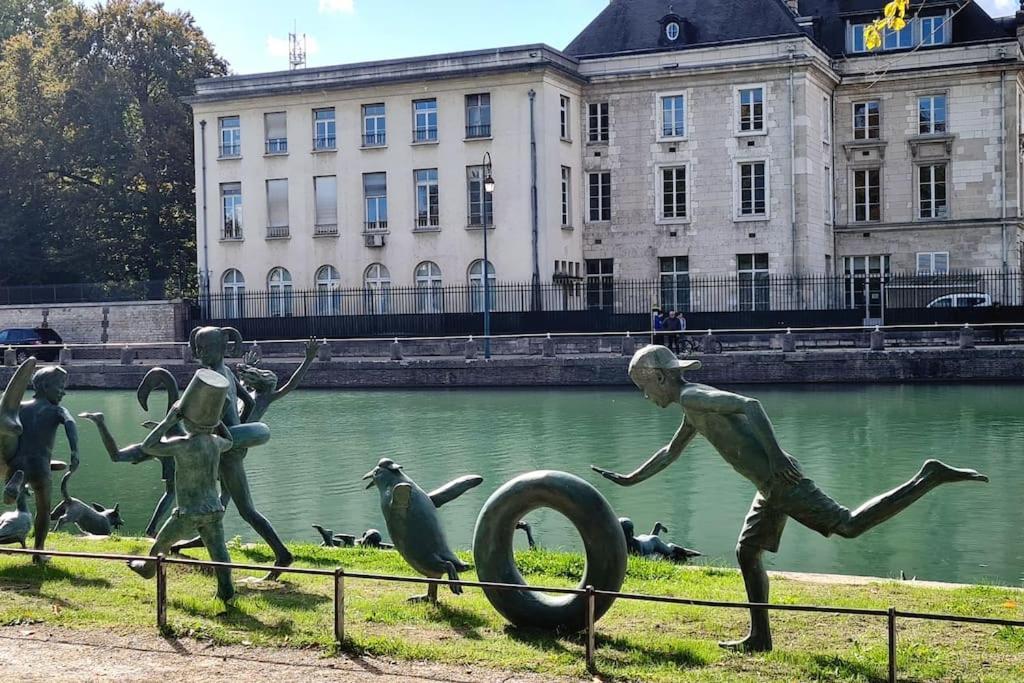 La Maison Des Delices Dosches Zewnętrze zdjęcie